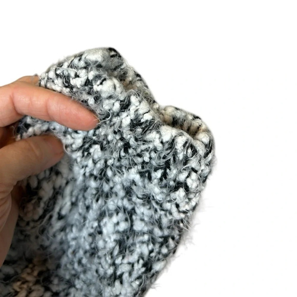 Buffalo David Bitton chunky raglan long sleeve cowl neck sweater. - Picture 4 of 8